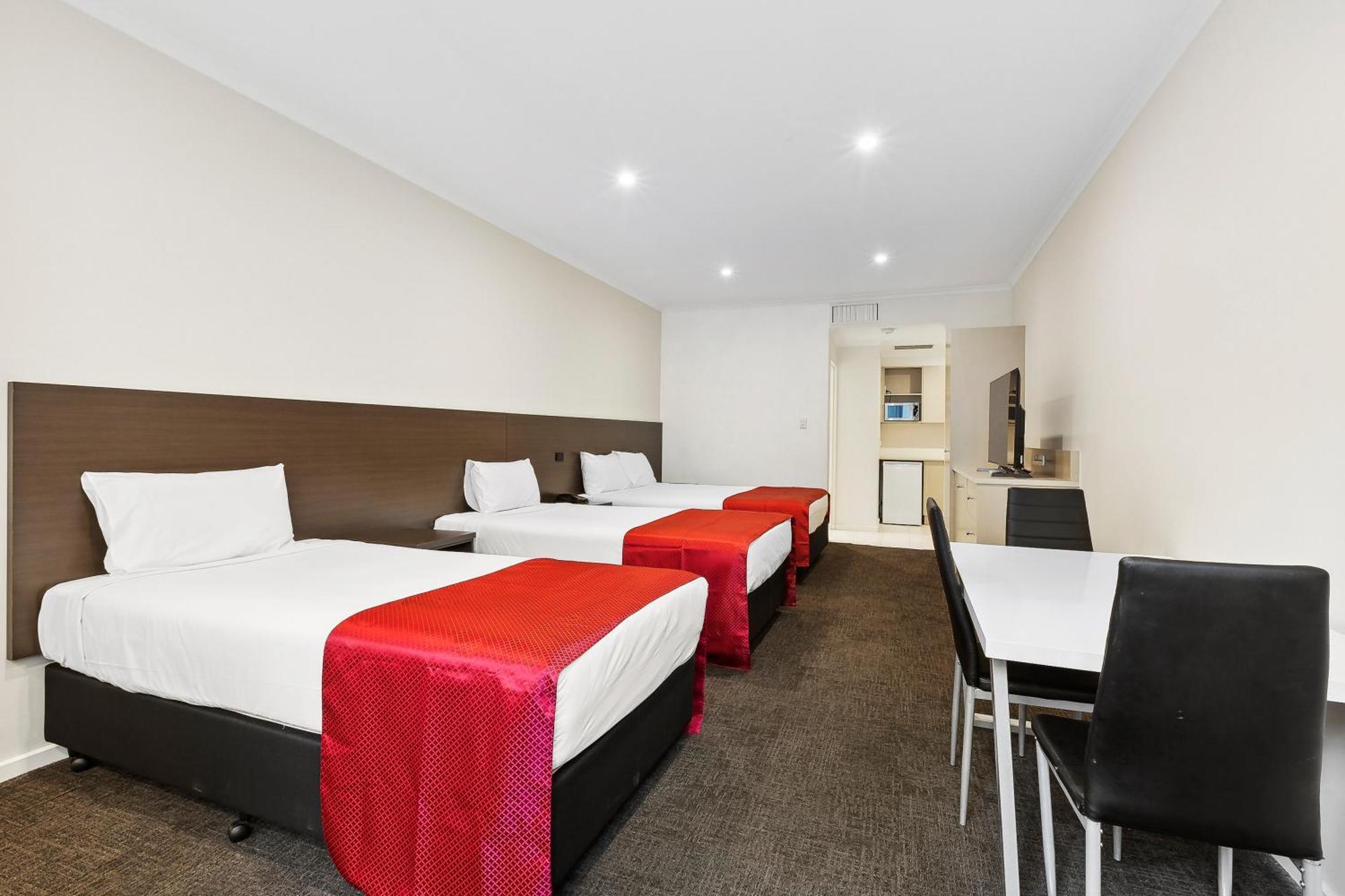 Quality Hotel Manor Mitcham Eksteriør billede