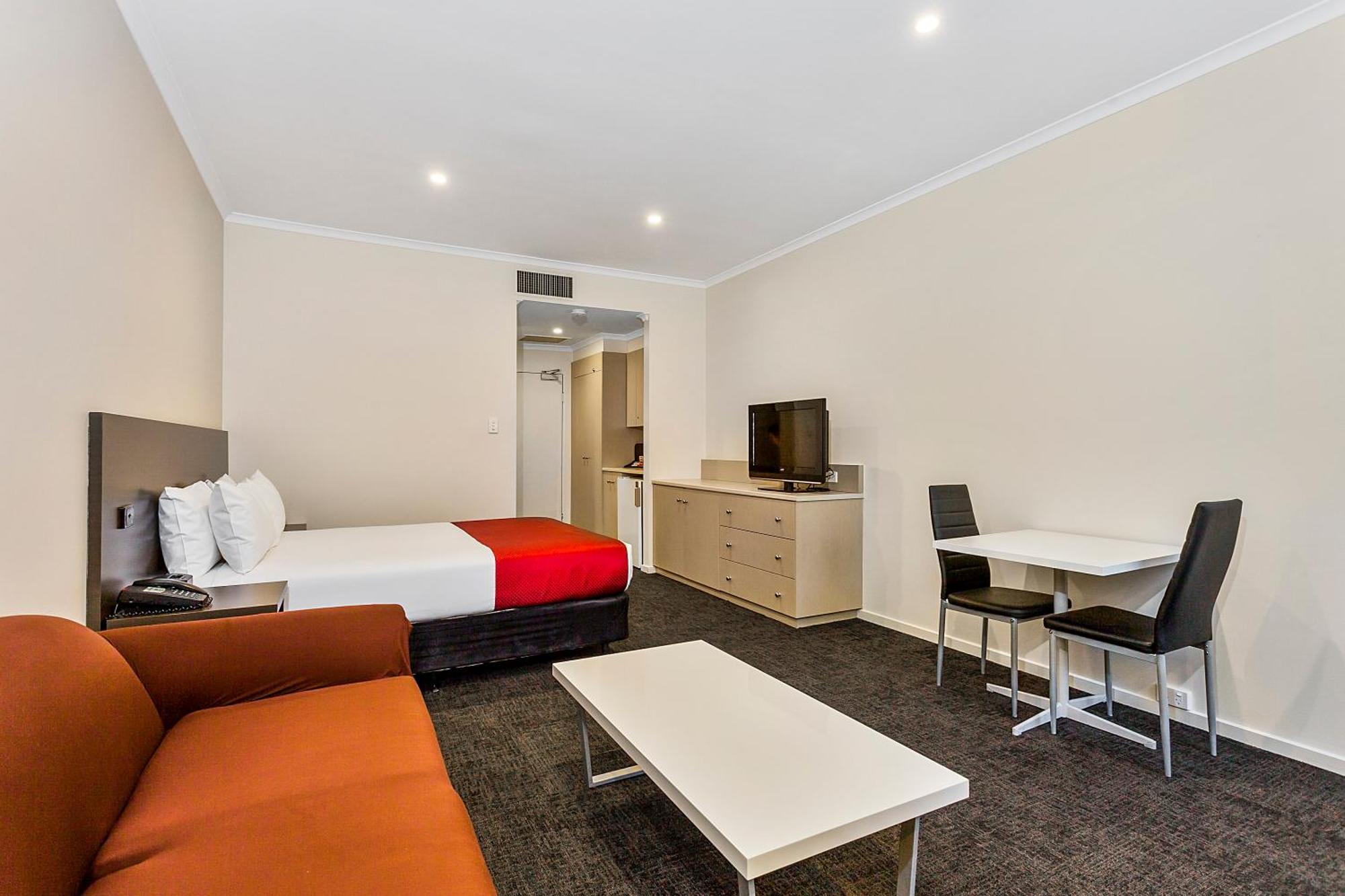 Quality Hotel Manor Mitcham Eksteriør billede
